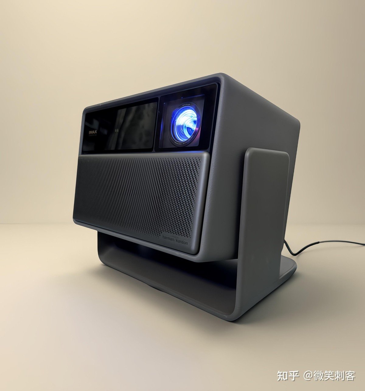 XGIMI RS 20 Plus — оптический зум и сдвиг